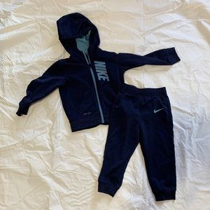 Nike Toddler Jumpsuit (Size: 24 Months)